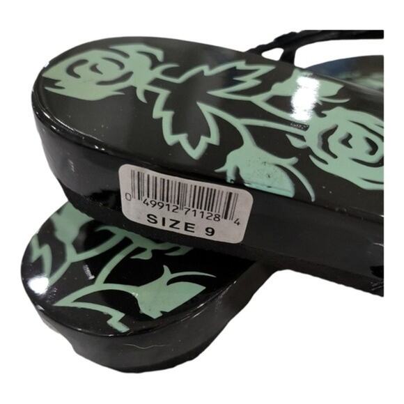 Mamo Howell Wooden Slip On Sandal - Picture 5 of 7